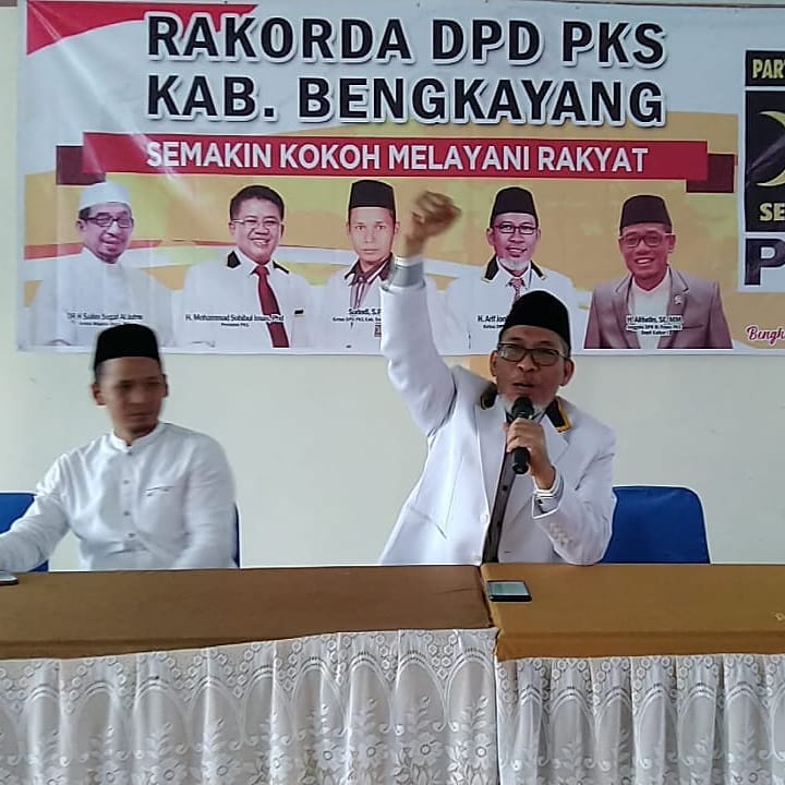 ketua-dpw-pks-kalbar-arif-joni-prasetyo-yshwk.jpg