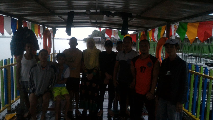 KIS Latihan Sampan Bersama Tim dari UK di Sungai Kapuas