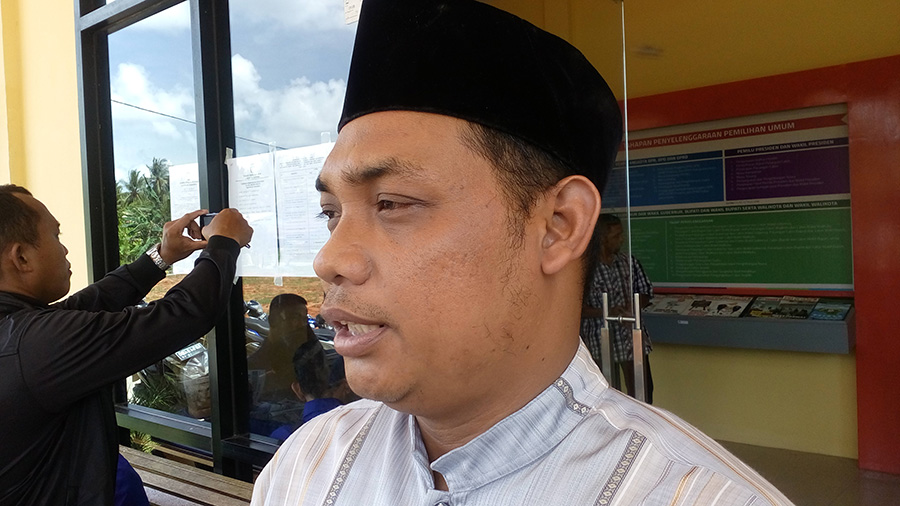 ketua-kpu-kabupaten-mempawah-kusnandi_20171013_205924.jpg