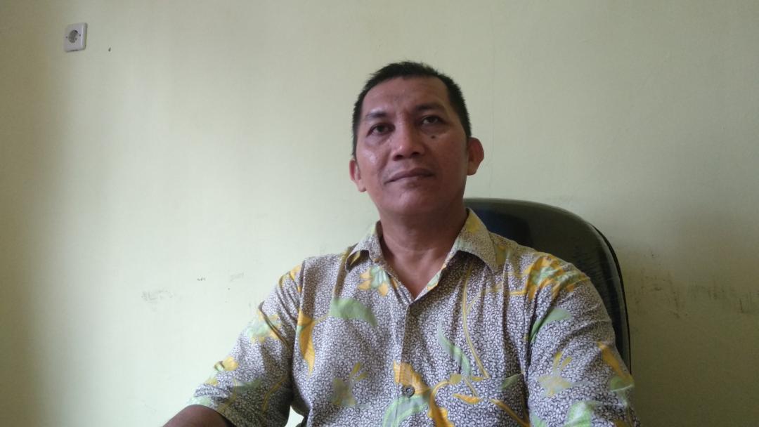 ketua-kpu-kayong-utara-dedy-efendy_20180618_115945.jpg