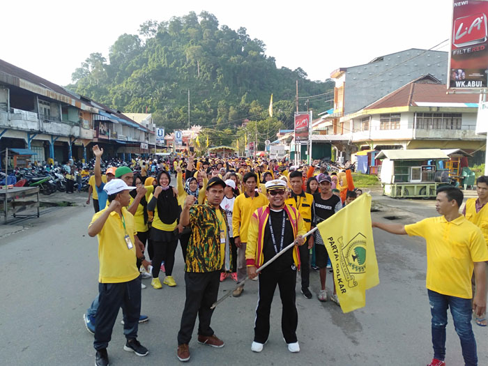 Peringati HUT ke-54 Partai Golkar Kabupaten Sambas Gelar Jalan Sehat, Ini Tujuannya