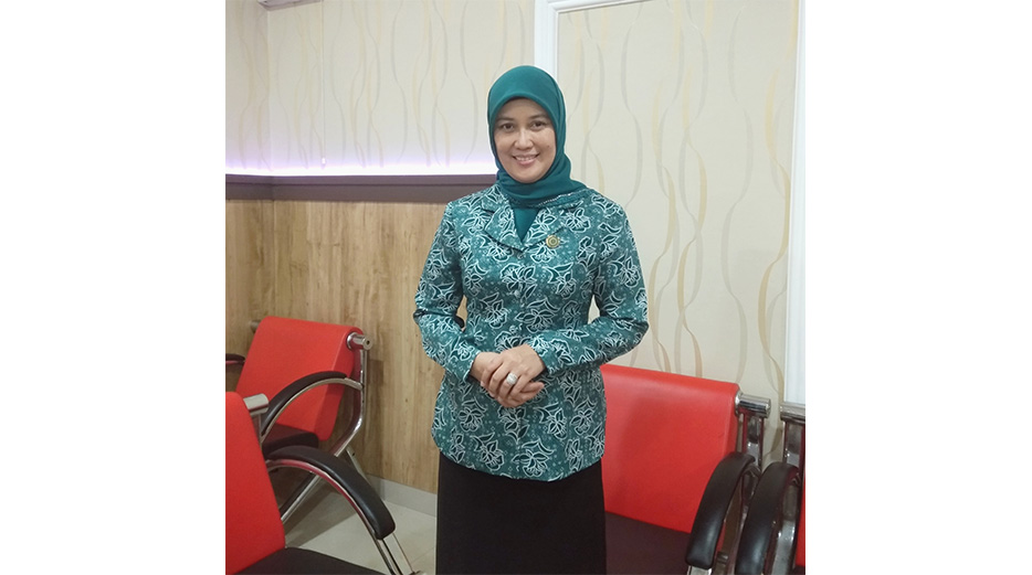 ketua-tim-penggerak-pkk-kabupaten-kubu-raya-rosalina-muda-mahendrawan.jpg