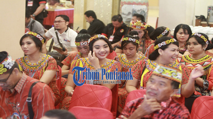 Jakius Sinyor Dikukuhkan Pimpin Dewan Adat Dayak Kalbar - ketua-umum-dad-jakius-sinyor_20170624_124516.jpg