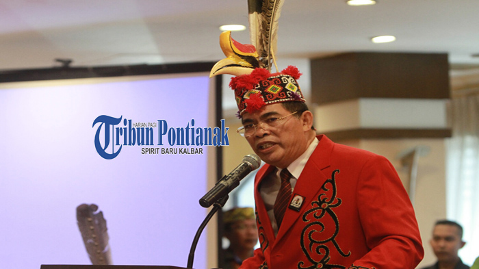 Jakius Sinyor Dikukuhkan Pimpin Dewan Adat Dayak Kalbar - ketua-umum-dad-jakius-sinyor_20170624_124725.jpg