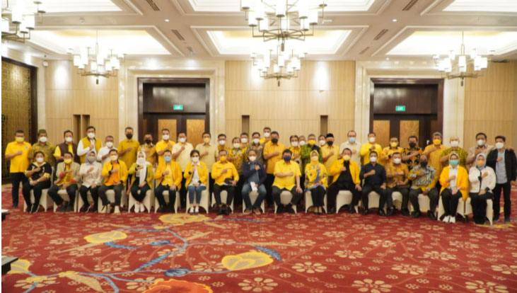 Airlangga Hartarto: Golkar Dorong Kader Ikut Bantu Pemerintah Antisipasi Puncak Gelombang Covid-19