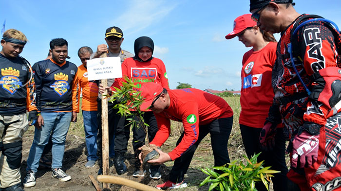 Wabup Sujiwo Ajak Hilangkan Stigma Negatif kepada Riders dan Klub Motor