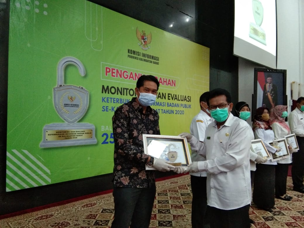 Pemkab Sintang Dapat Anugerah Zona Hijau dalam Keterbukaan Informasi Publik