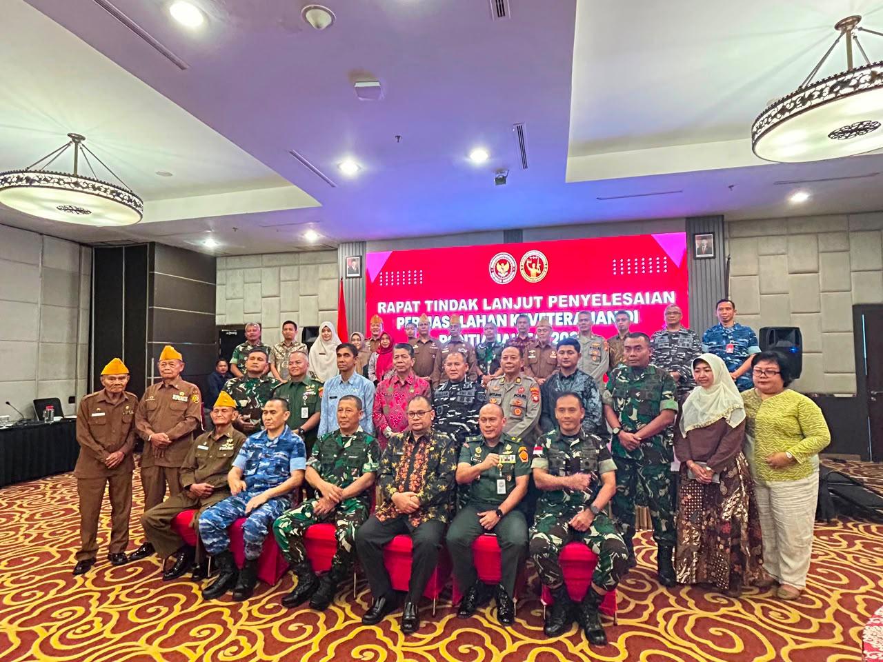 Polda Kalbar Hadiri Rapat Penyelesaian Permasalahan Keveteranan, Sinergi Pemenuhan Hak Veteran - Tribunpontianak.co.id