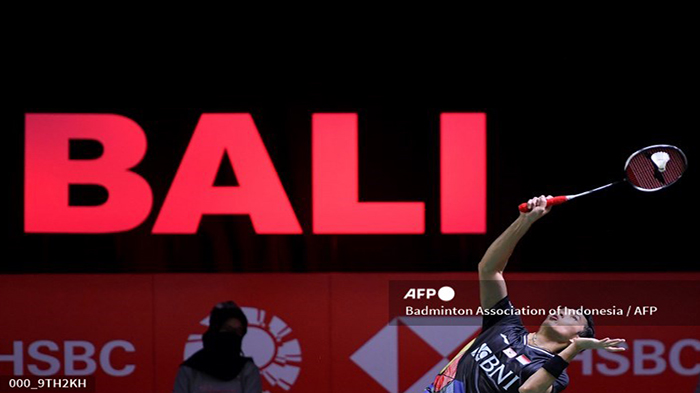 live-hasil-toma-junior-popov-vs-jonatan-christie-perempat-final-badminton-swiss-open-2022.jpg