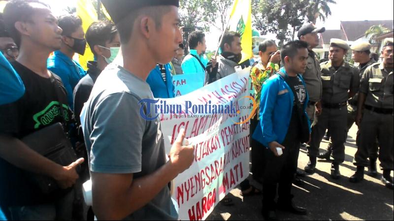 mahasiswa-demo_20170112_144304.jpg