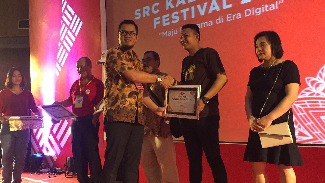 manager-area-retail-engagement-sampoerna-fery-irawan-di-src-kalbar-retail-festival.jpg
