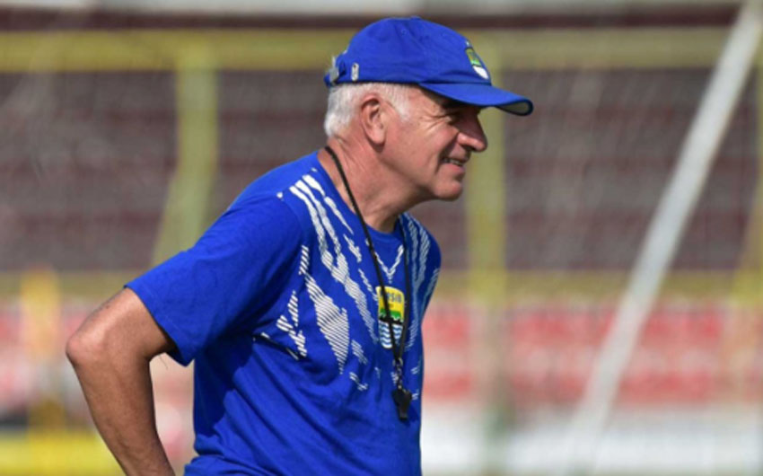 Pelatih Persib Mario Gomez Angkat Suara Soal Koreo 'Don't Playground With Us'