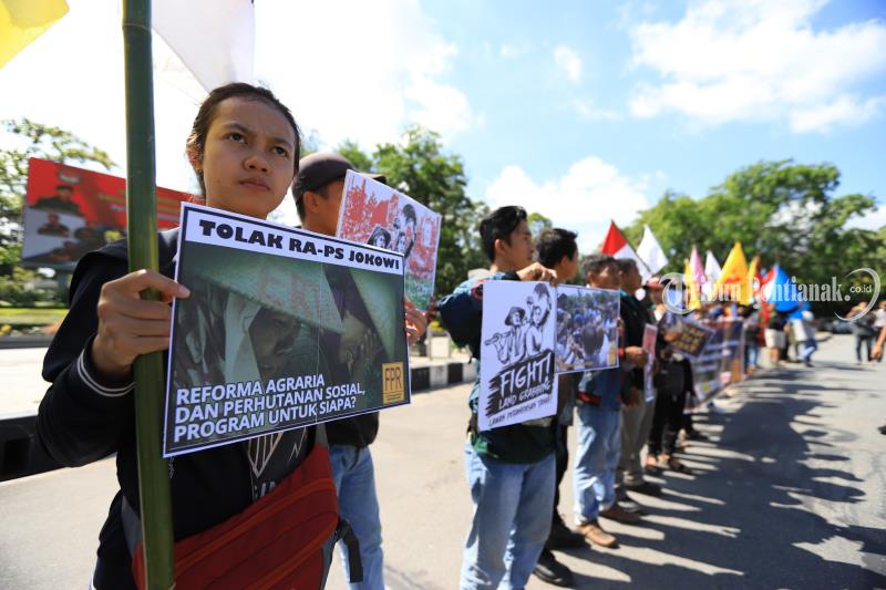 Buruh Kalbar Tuntut Kenaikan Upah, Orasi Singgung Pilpres Bikin Rakyat Pecah