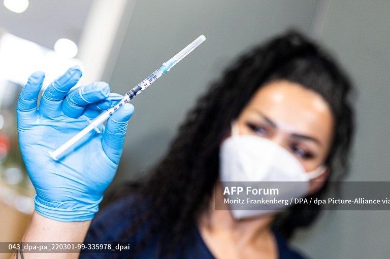 Membandingkan Pfizer dan Moderna sebagai Vaksin Booster Covid-19 dan Keampuhan Lawan Omicron