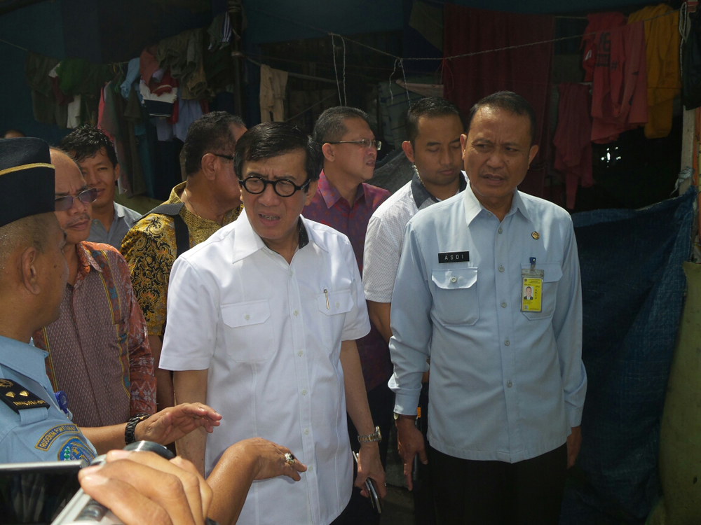 menteri-hukum-dan-ham-yasonna-h-laoly_20160306_143632.jpg