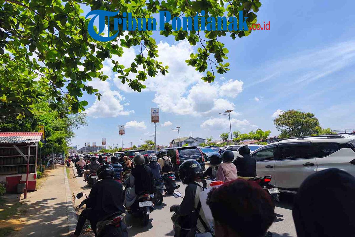 Pemudik dari Luar Kota Dominasi Kepadatan Lalu Lintas Pontianak