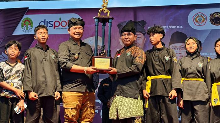 Bupati Ketapang Tutup Secara Resmi Festival Pencak Silat Tradisional