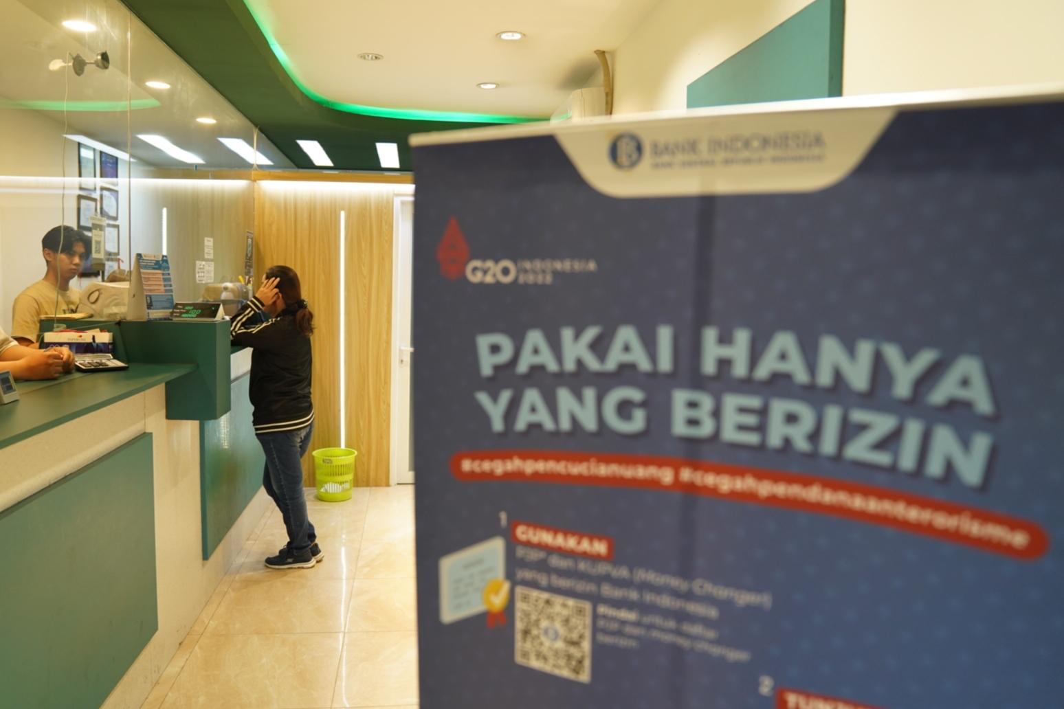 money-changer-pontianak.jpg