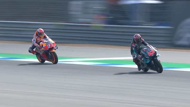 MotoGP 2019: Valentino Rossi Sebut Yamaha Gila Jika Tak Lakukan Ini pada Quartararo