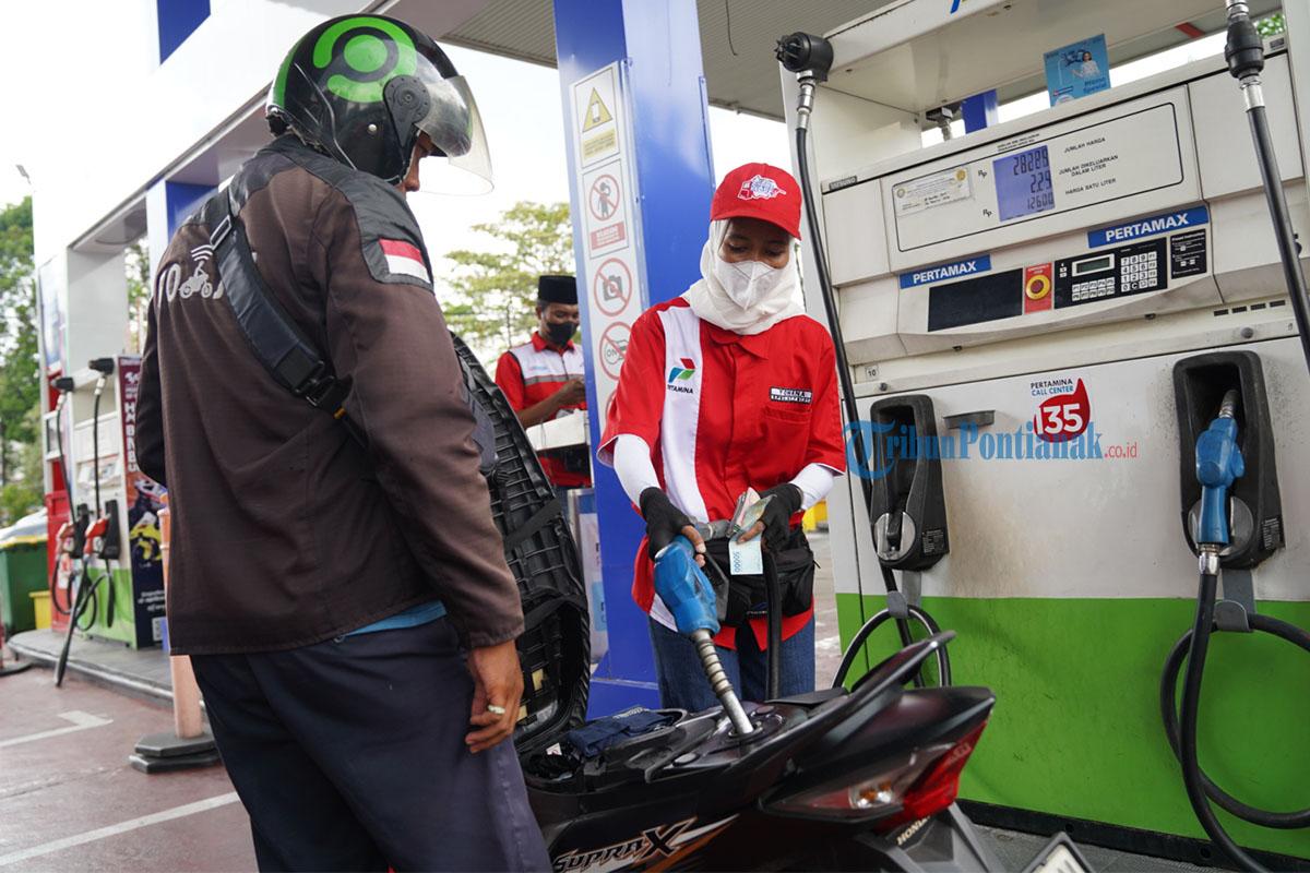 Viral Isi BBM Harus Tunjukkan STNK Lunas Pajak, Ini Penjelasan Pertamina dan Aturan yang Berlaku - Tribunpontianak.co.id