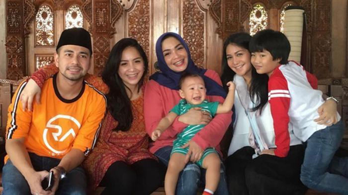 Rieta Amilia dan Caca Tengker Sudah Tak Saling Follow di Instagram, Netizen Banyak Penasaran!