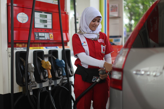 naik-mulai-hari-cek-harga-bbm-terbaru-agustus-2022-di-spbu-seluruh-indonesia.jpg
