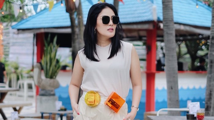 Pelesir ke Shanghai Pakai Barang Mewah, Ini Penyebab Nindy Ayunda Dicibir Netizen