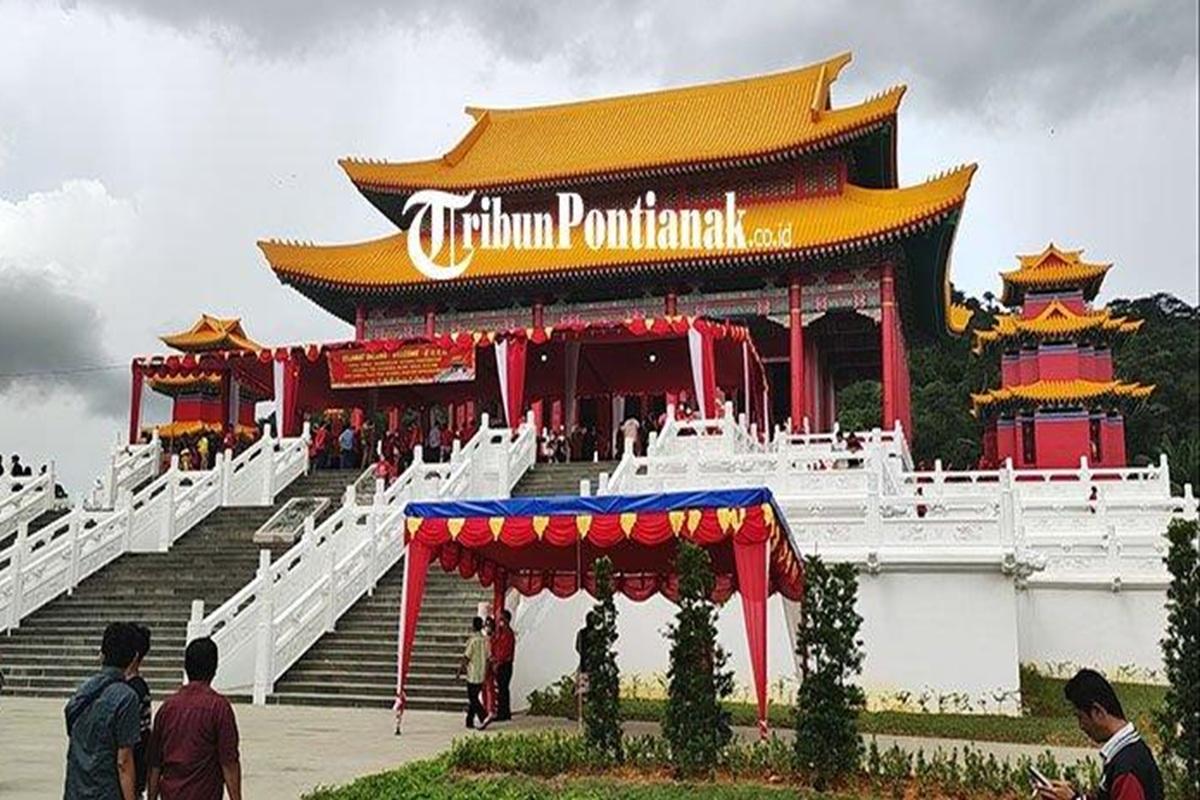 8 Fakta Vihara Sui Kheu Thai Pak Kung Singkawang, Salah Satunya Punya Patung Naga Raksasa Viral - Tribunpontianak.co.id