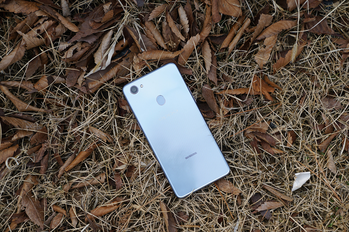 Kamera Depan 25 Megapixel F7 Dibanderol Rp 4,7 Juta, Berikut Kelebihan Lainnya