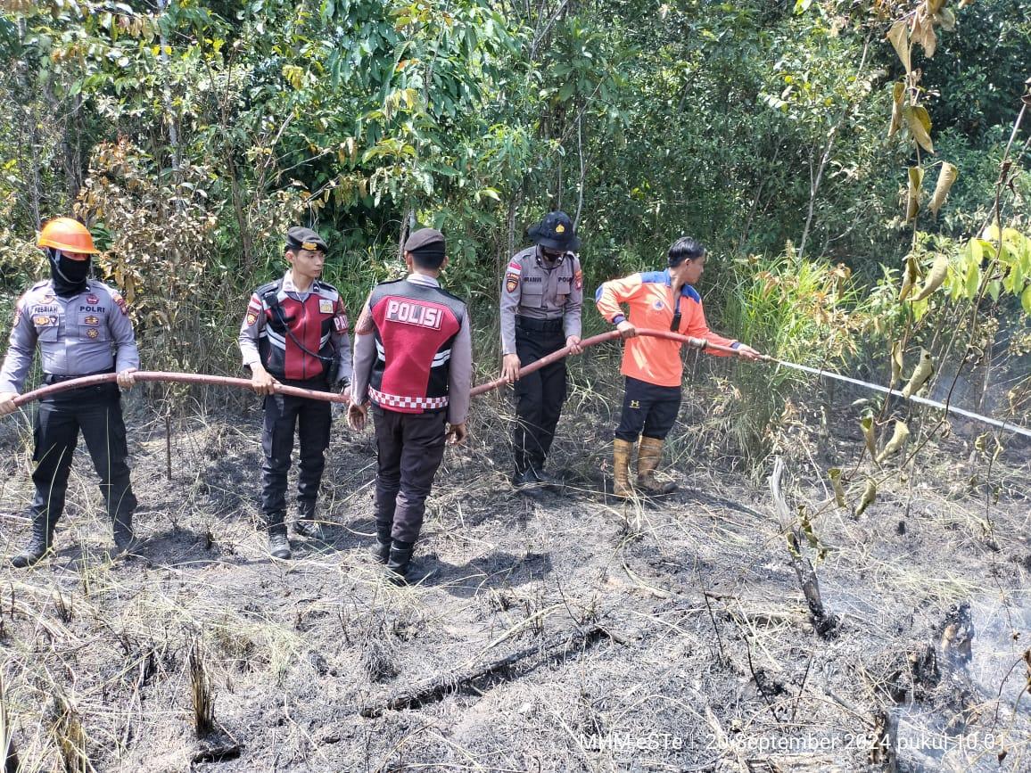 Tanggap Darurat Gabungan Padamkan Kebakaran Lahan di Kapuas Hulu, Warga Diimbau lebih Waspada