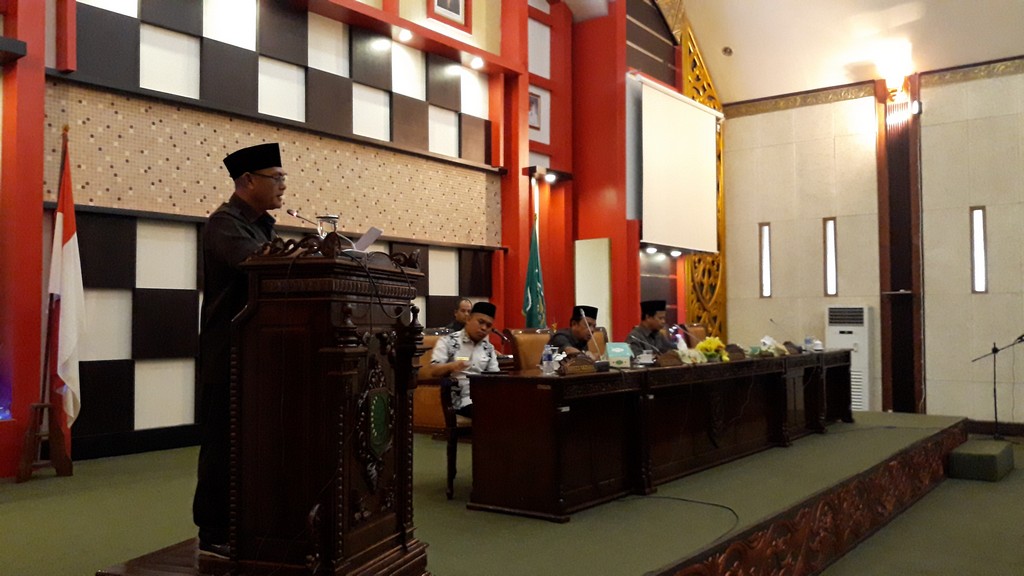 Fraksi PDIP Menilai Raperda RPIK Sambas Miskin Kaidah Hukum