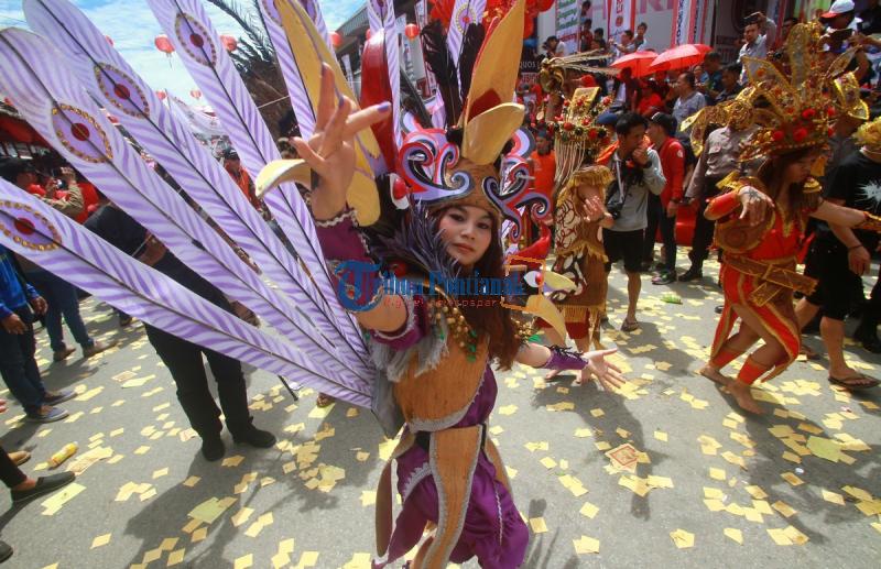 parede-tatung-dalam-perayaaan_20160222_205024.jpg
