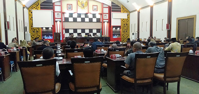 DPRD Sambas Gelar Paripurna Pengambilan Keputusan Rancangan APBD Perubahan 2019