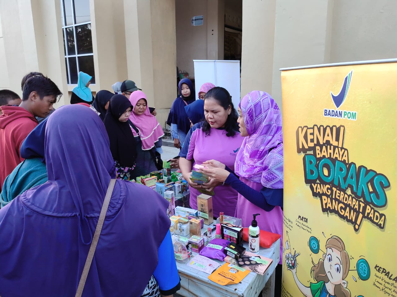 Kampanyekan Keamanan Pangan, Lapak Informasi BBPOM di Pontianak Ramai Dikunjungi Warga