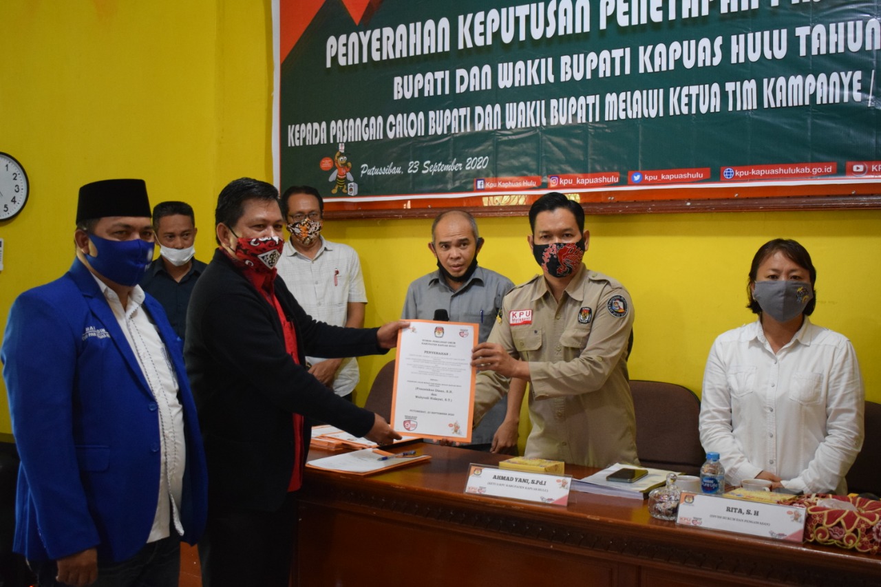 paslon-bupati-dan-wakil-bupati-kapuas-hulu-fransiskus-diaan-wahyudi-hidayat.jpg