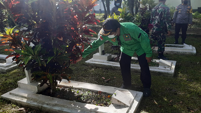 Berbeda Dari Biasanya, Ini yang di Lakukan Buruh Sambas di Peringatan Hari Buruh Internasional