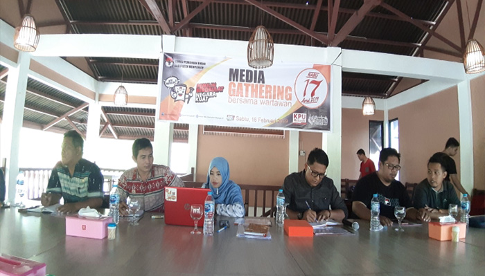KPU Mempawah Gelar Media Gathering