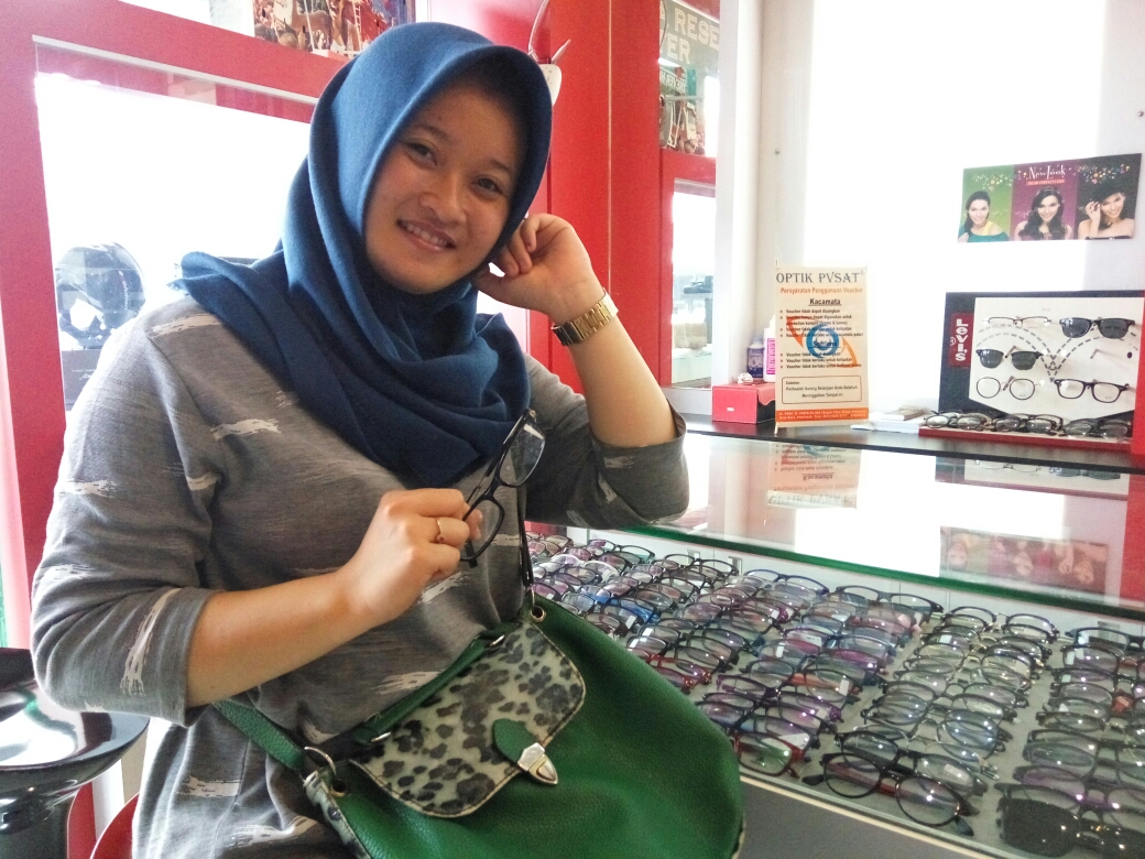 pelanggan-optik-pvsat-septia-wulandari_20170131_210038.jpg