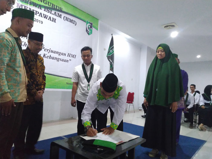 Muhammadi Ali Dilantik Ketua HMI Cabang Mempawah, Kedepan Fokus Peningkatan Kapasitas Kader dan SDM