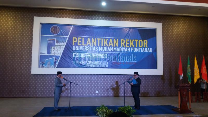 pelantikan-rektor-ump-h-helman-fachri_20160815_104725.jpg