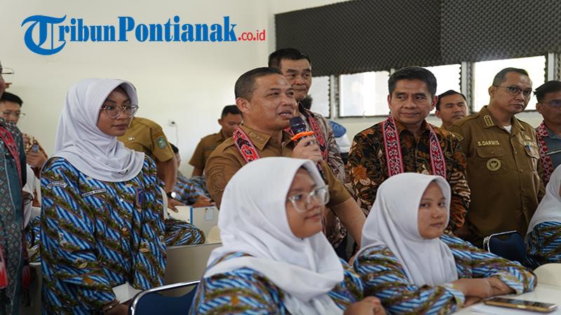 Internet Gratis di Sekolah, Fadel : Semangat dan Komitmen Gubernur Ria Norsan Jadi Faktor Utama
