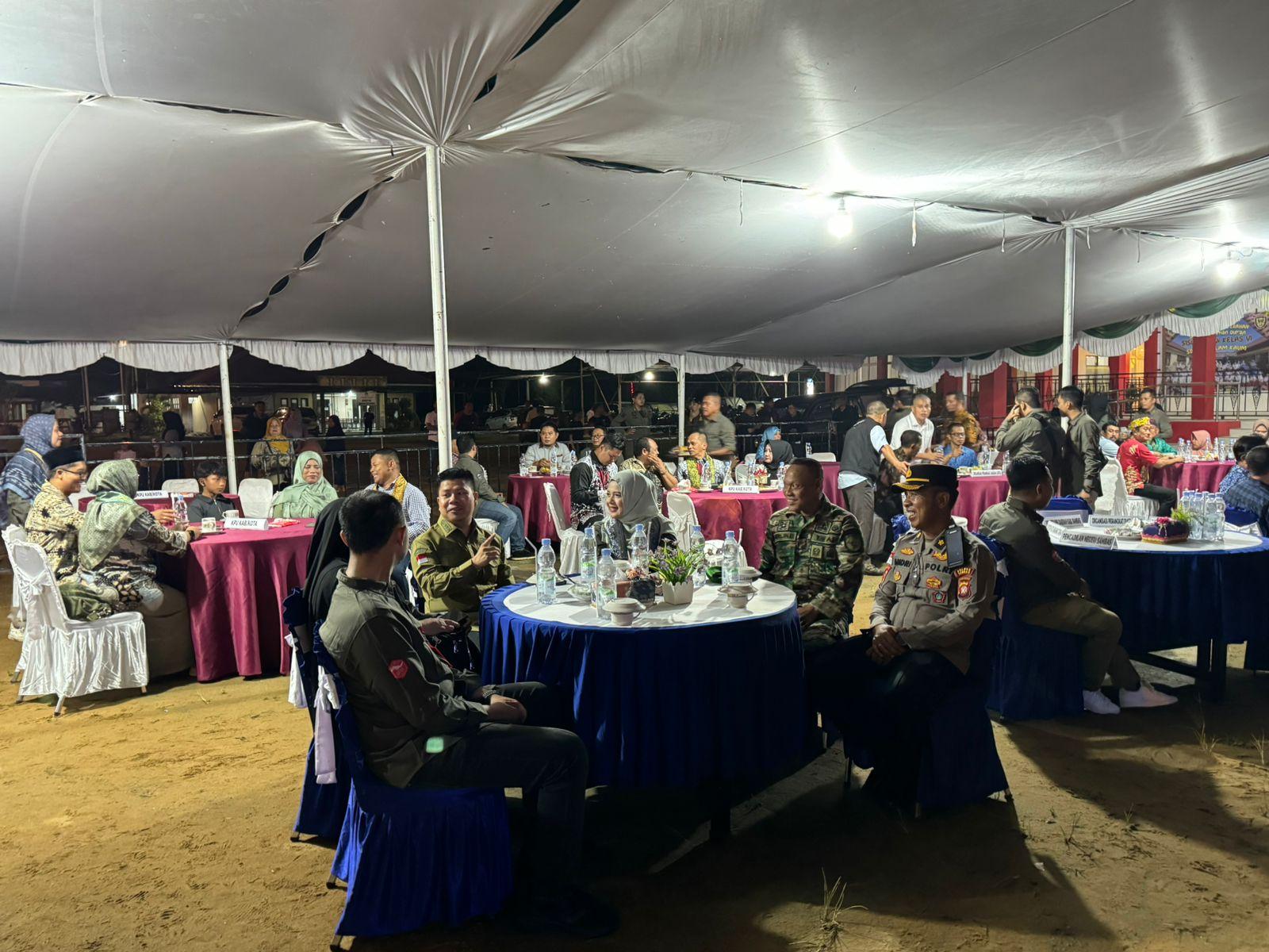 Polres Sambas Lakukan Pengamanan Peluncuran Pemilihan Bupati dan Wakil Bupati Sambas 2024