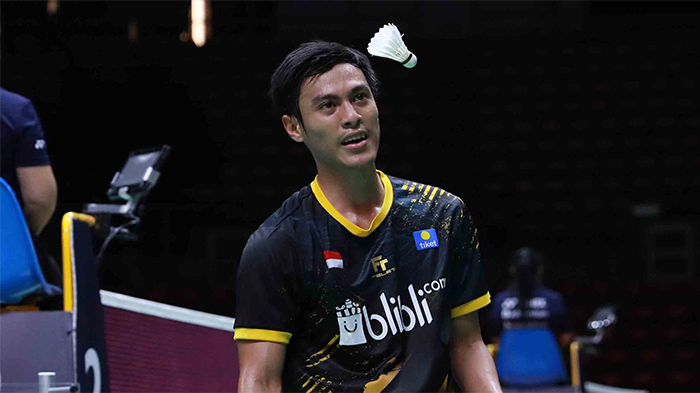 pemain-bulu-tangkis-tunggal-putra-indonesia-shesar-hiren-rhustavito.jpg