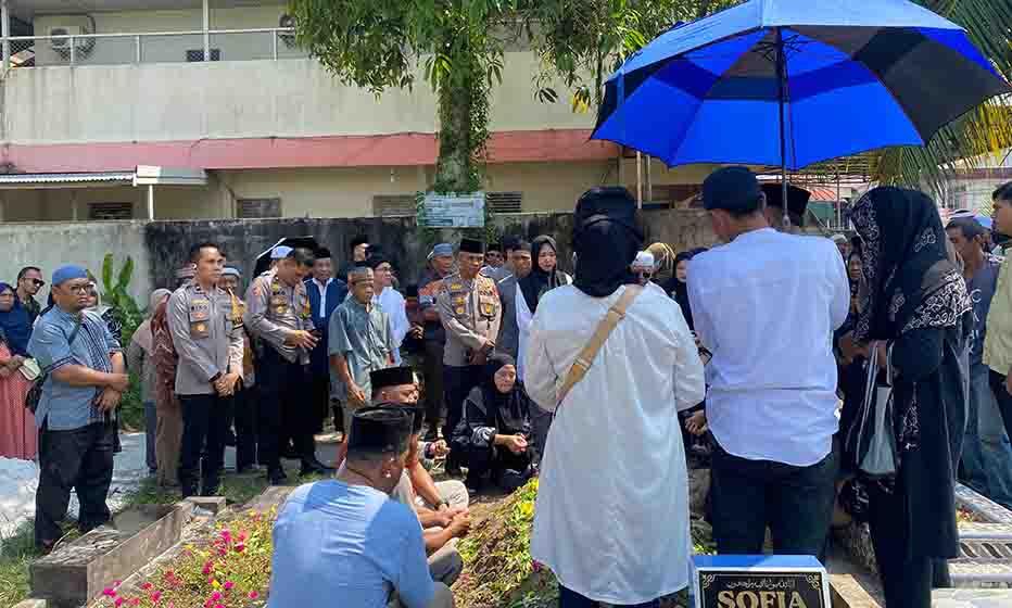 Wakapolres Sambangi Rumah Duka Purnawirawan Polri H Rahimin, Sampaikan Belasungkawa & Dukungan Moril