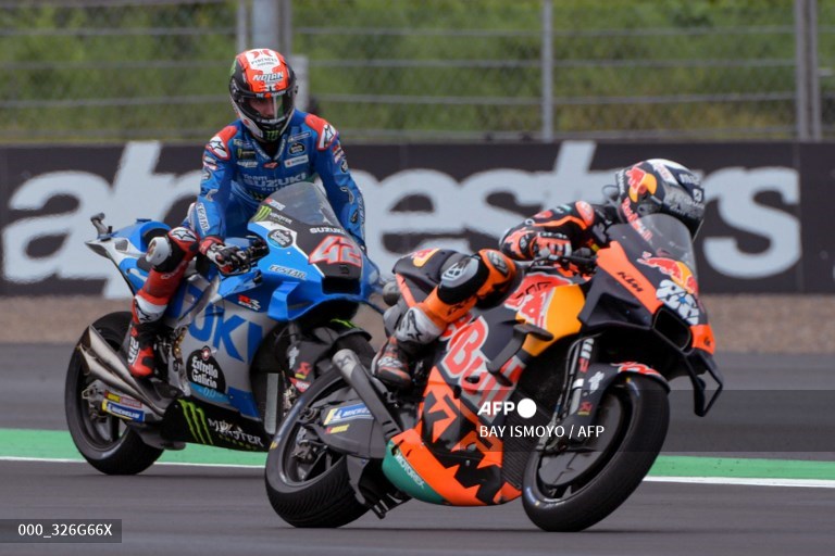 pembalap-motogp-no-88-miguel-oliveira-juara-1-motogp-mandalika-2022-cek-posisi-fabio-qaurtararo.jpg
