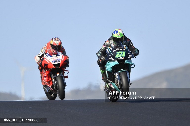 pembalap-petronas-yamaha-srt-franco-morbidelli-saat-berlaga-di-motogp.jpg
