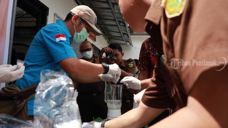 Kejaksaan Negeri Pontianak Musnahkan Barang Bukti Narkoba dari 123 Perkara