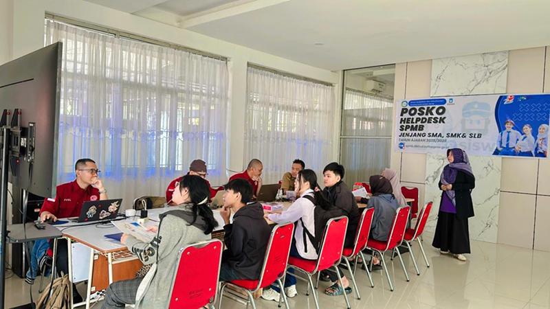 Ombudsman Kalbar Lakukan Sidak ke Posko Help Desk SPMB Disdikbud Kalbar, Ini Temuannya