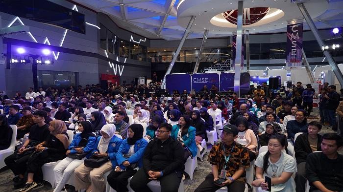 pengunjung-CMSE-2024-ini-yang-hadir-secara-fisik-di-Main-Hall-BEI.jpg