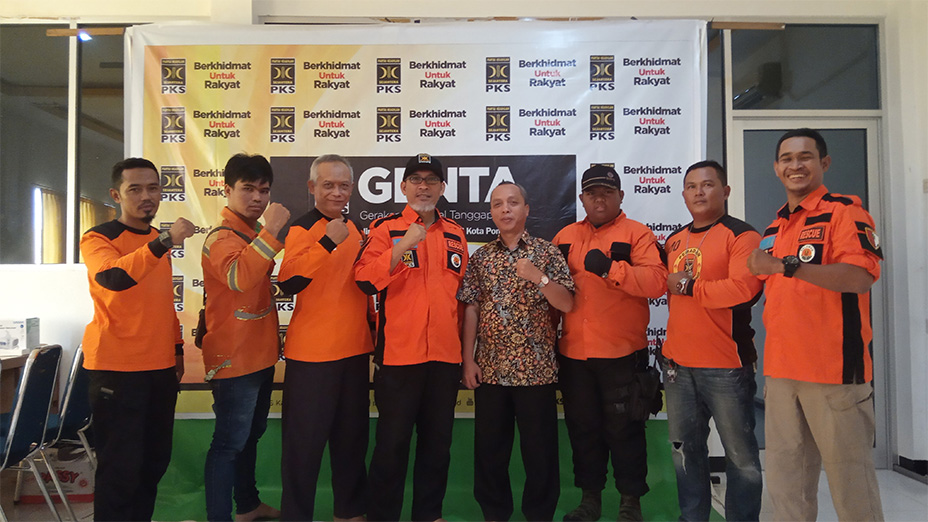 Dewan Pengurus Wilayah PKS Kalbar Launching 'Gerakan Nasional Tanggap Bencana' Terkait Karhutla